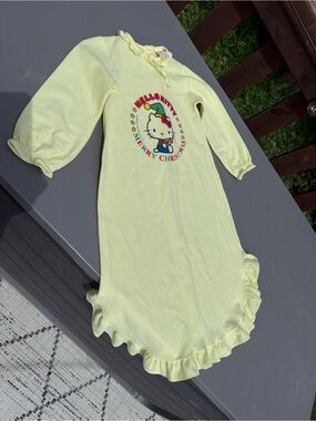 Vintage 1976-1981 Hello Kitty Yellow 'Merry Christmas' Kids Pajama Gown